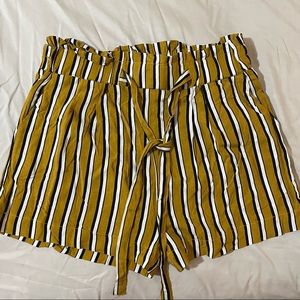 Striped paper bag style shorts.